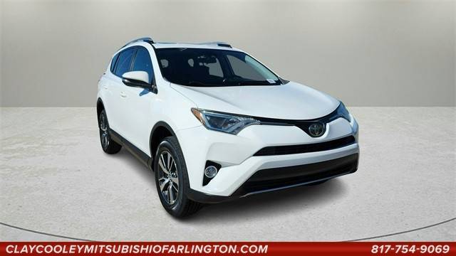 2018 Toyota RAV4 XLE FWD photo