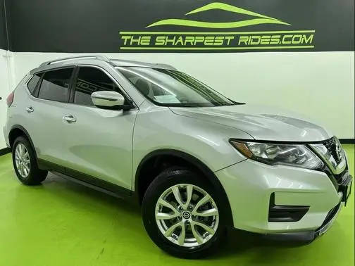 2017 Nissan Rogue SV AWD photo