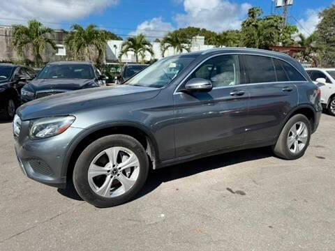 2018 Mercedes-Benz GLC-Class GLC 300 RWD photo