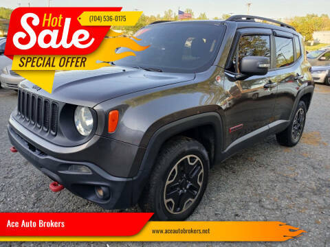 2017 Jeep Renegade Trailhawk 4WD photo