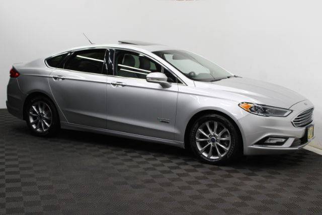 2017 Ford Fusion Energi Titanium FWD photo