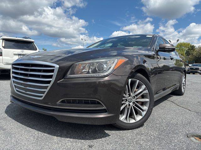 2015 Hyundai Genesis 3.8L RWD photo