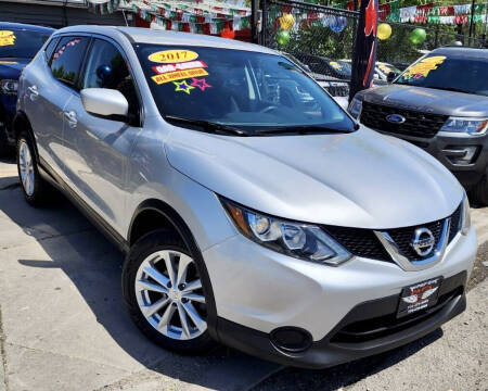2017 Nissan Rogue Sport S AWD photo