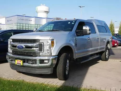 2018 Ford F-350 Super Duty XLT 4WD photo