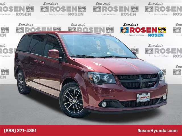 2018 Dodge Grand Caravan SE Plus FWD photo