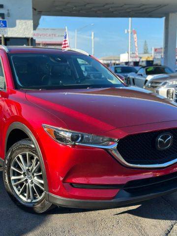 2017 Mazda CX-5 Touring FWD photo
