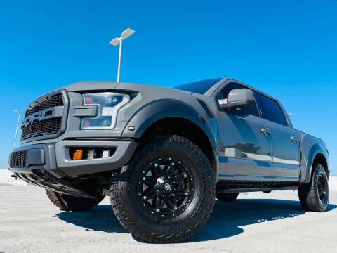 2018 Ford F-150 Raptor 4WD photo