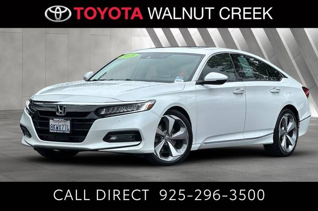 2018 Honda Accord Touring 2.0T FWD photo