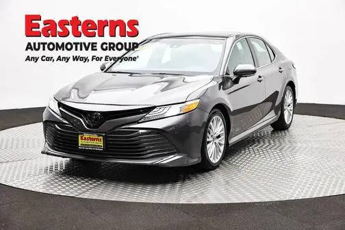 2018 Toyota Camry XLE V6 FWD photo