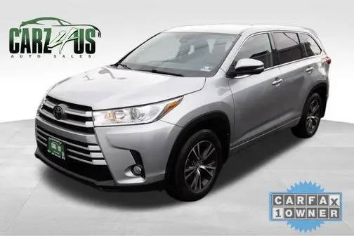 2018 Toyota Highlander LE Plus AWD photo