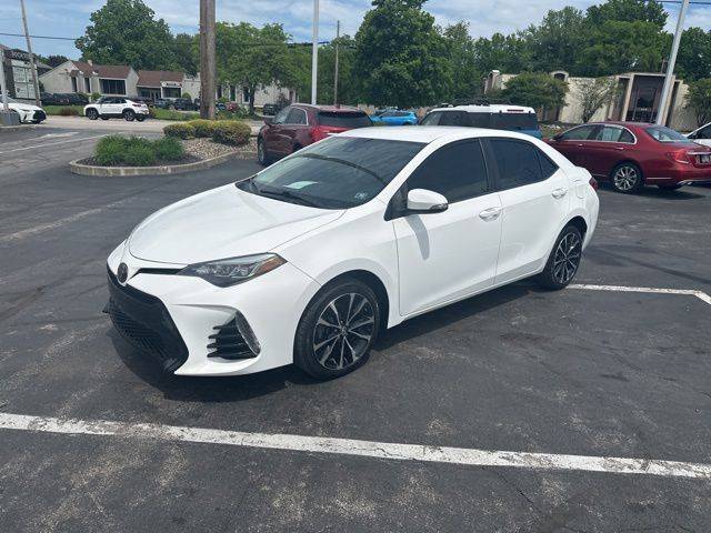 2018 Toyota Corolla SE FWD photo