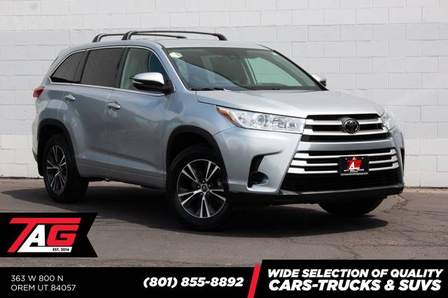 2018 Toyota Highlander LE AWD photo