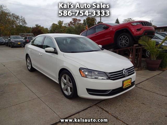 2015 Volkswagen Passat 1.8T SE w/Sunroof & Nav FWD photo