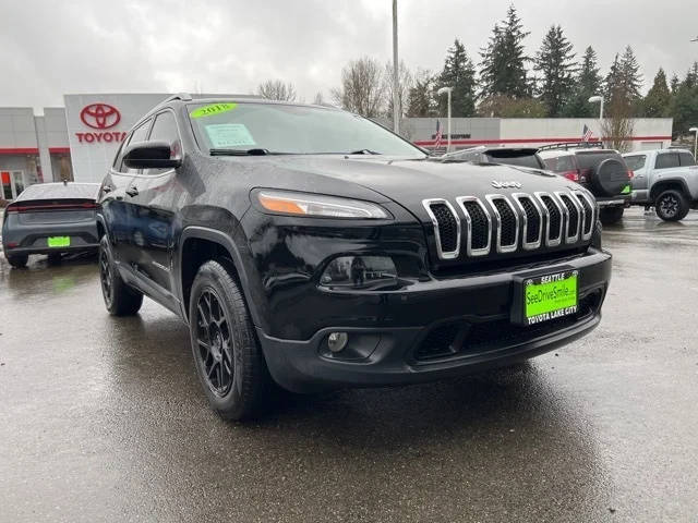 2018 Jeep Cherokee Latitude Plus 4WD photo