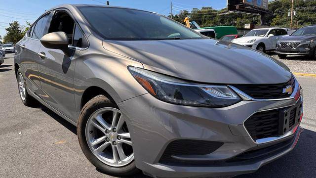 2018 Chevrolet Cruze LT FWD photo