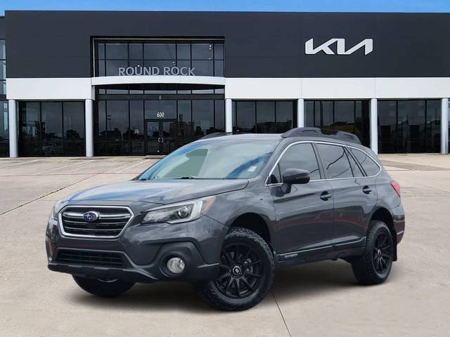 2018 Subaru Outback Limited AWD photo