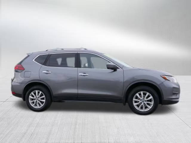 2018 Nissan Rogue SV AWD photo