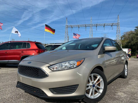2018 Ford Focus SE FWD photo