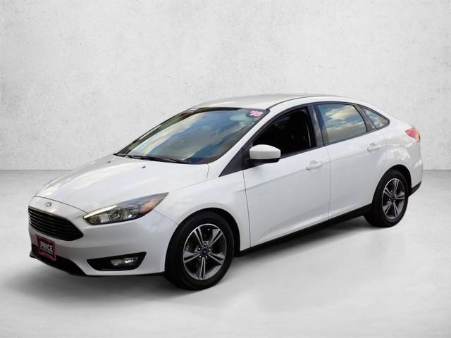 2018 Ford Focus SE FWD photo
