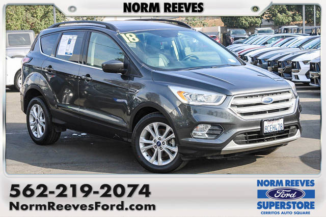 2018 Ford Escape SEL FWD photo