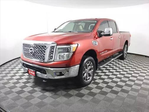 2017 Nissan Titan XD SL 4WD photo