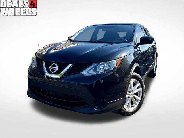 2017 Nissan Rogue Sport S FWD photo