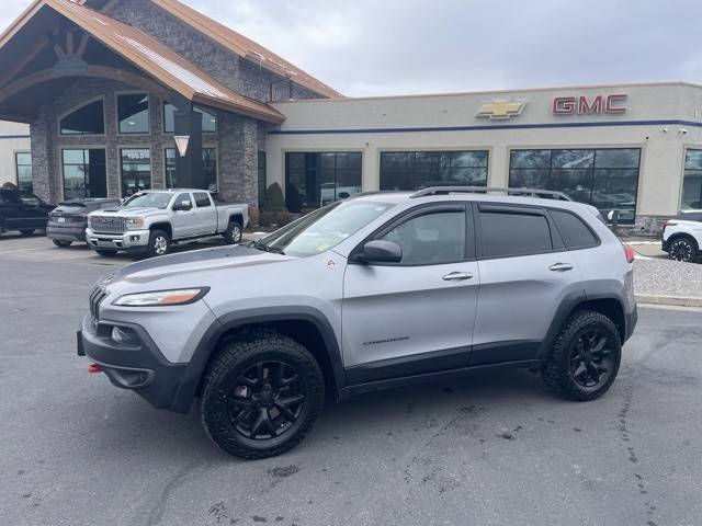 2018 Jeep Cherokee Trailhawk 4WD photo