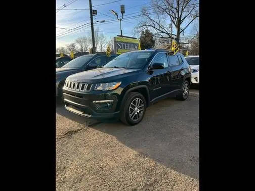 2018 Jeep Compass Latitude FWD photo