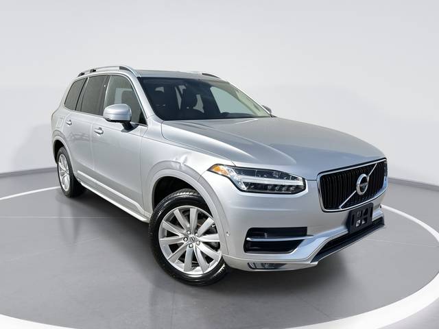2018 Volvo XC90 Momentum AWD photo
