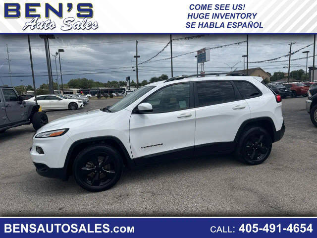 2018 Jeep Cherokee Latitude FWD photo