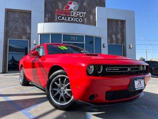 2018 Dodge Challenger SXT RWD photo