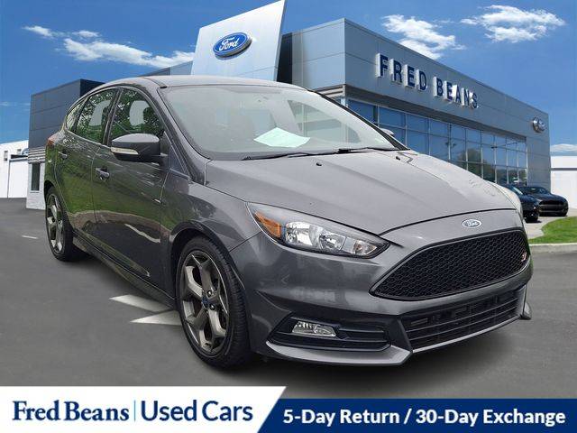 2018 Ford Focus ST FWD photo