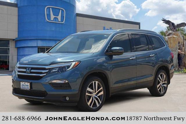 2017 Honda Pilot Elite AWD photo