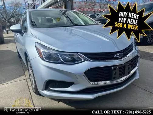 2018 Chevrolet Cruze LS FWD photo