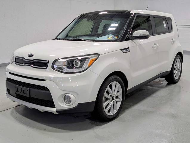 2018 Kia Soul + FWD photo