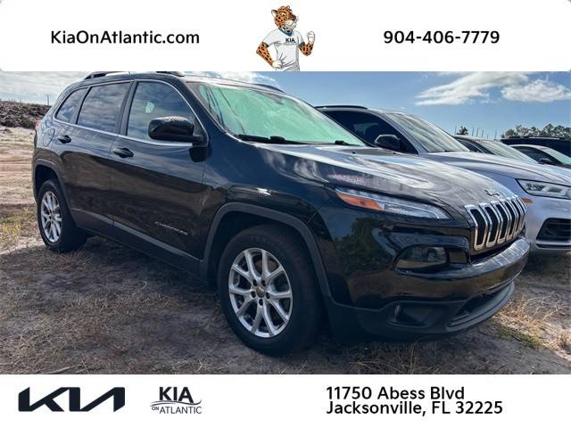2018 Jeep Cherokee Latitude FWD photo