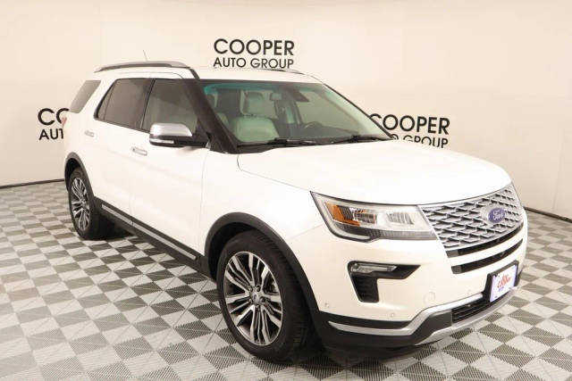 2018 Ford Explorer Platinum 4WD photo