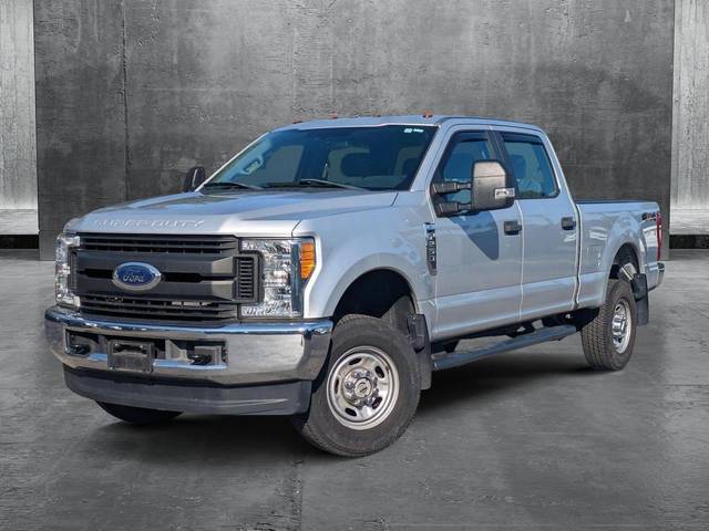 2017 Ford F-250 Super Duty XL 4WD photo