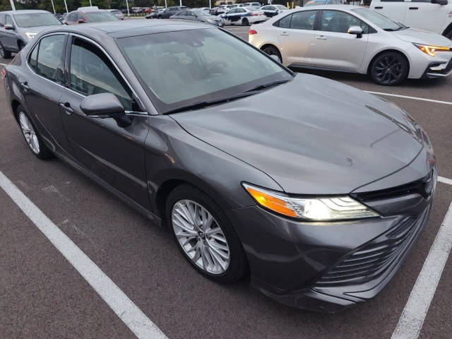 2018 Toyota Camry XLE FWD photo