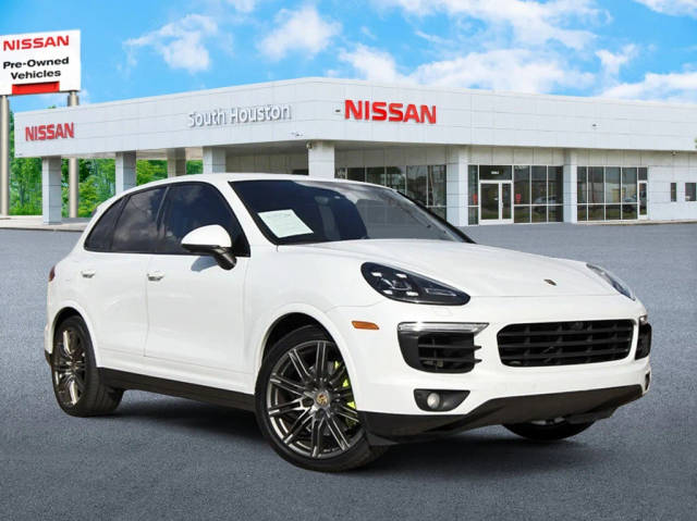 2018 Porsche Cayenne S Platinum Edition E-Hybrid AWD photo