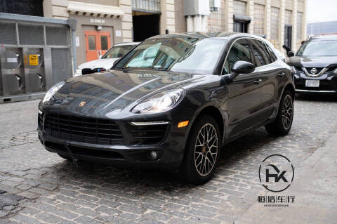 2018 Porsche Macan S AWD photo