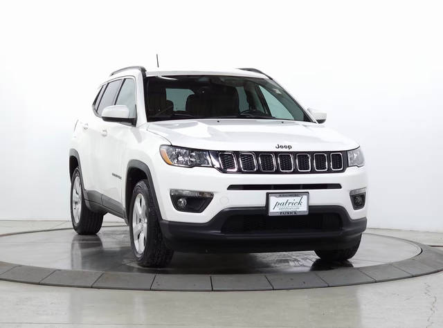 2018 Jeep Compass Latitude FWD photo
