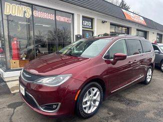 2018 Chrysler Pacifica Minivan Touring L Plus FWD photo