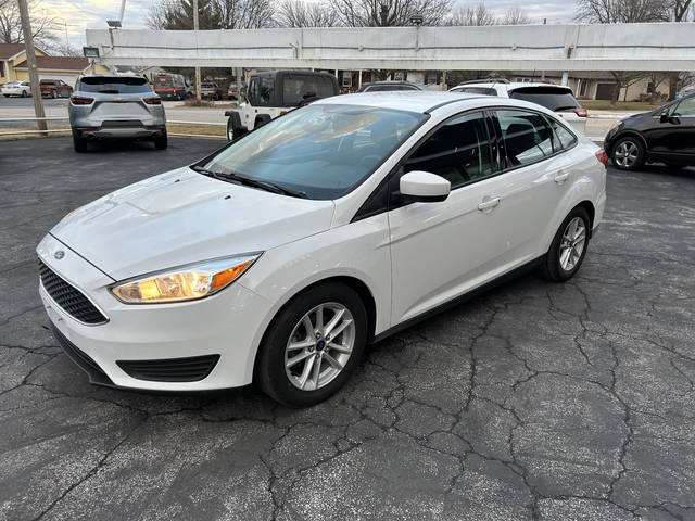 2018 Ford Focus SE FWD photo