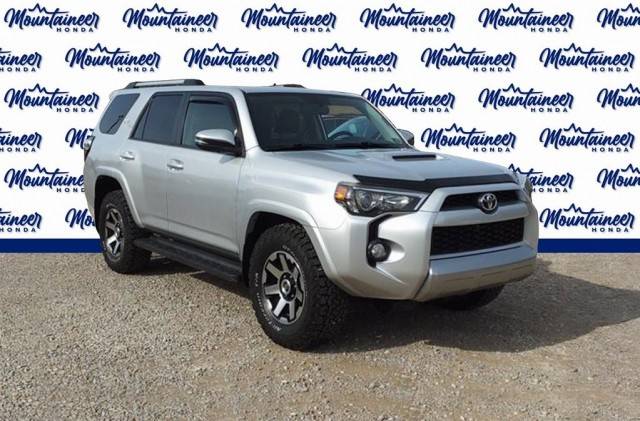 2018 Toyota 4Runner TRD Off Road Premium 4WD photo