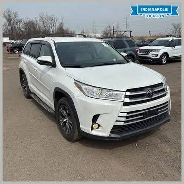 2018 Toyota Highlander LE Plus AWD photo