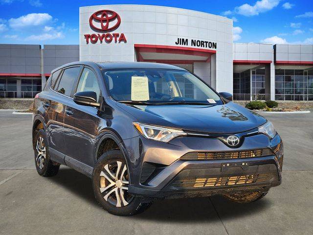 2018 Toyota RAV4 LE FWD photo