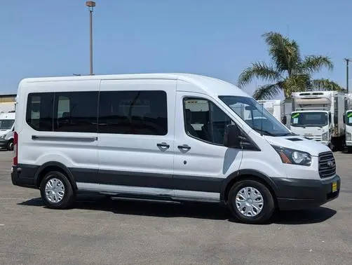 2018 Ford Transit Passenger Wagon XL RWD photo