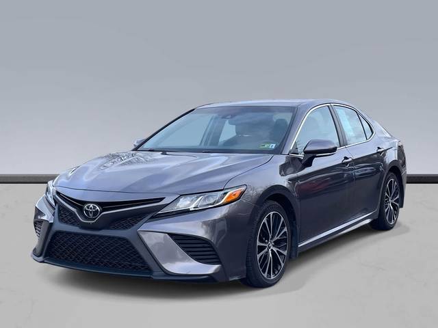 2018 Toyota Camry SE FWD photo
