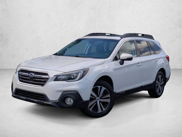 2018 Subaru Outback Limited AWD photo